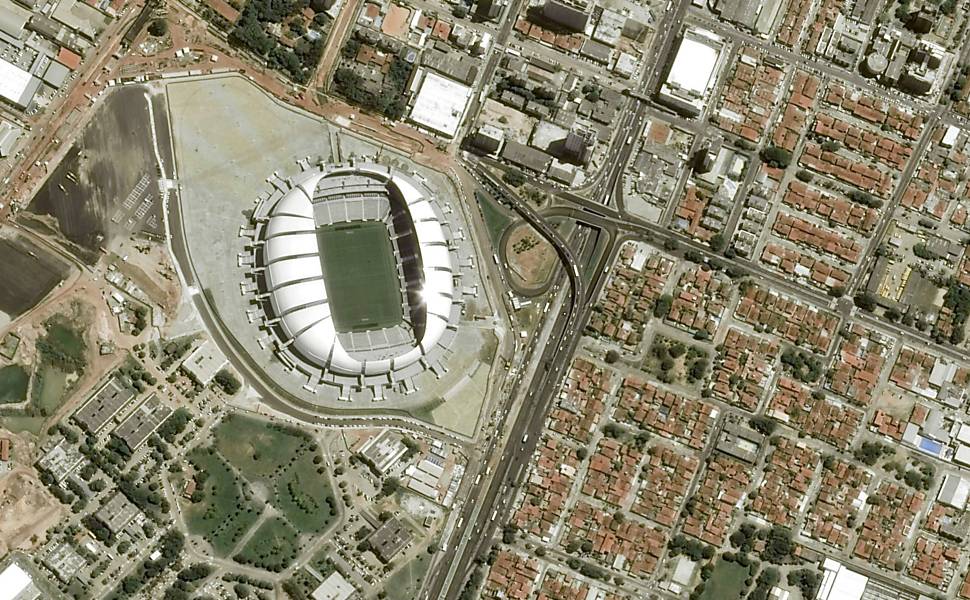 Estádios da Copa via satélite