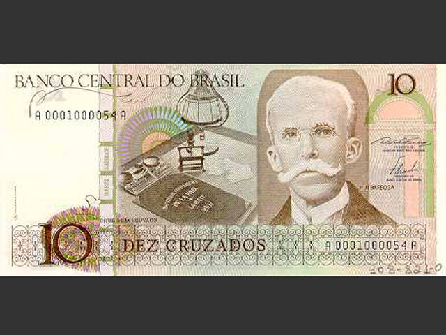 Nota de Cz$ 10. O Cruzado foi a moeda vigente no Brasil de 28 de fevereiro de 1986 a 15 de janeiro de 1989