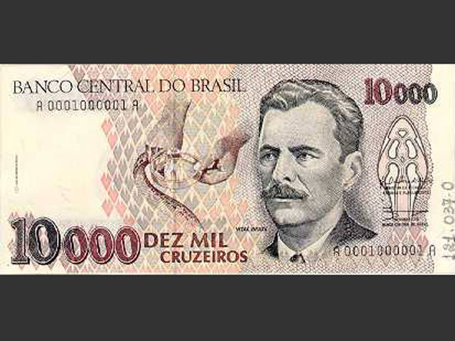 Nota de Cr$ 10 mil. O Cruzeiro retorna de 16 de março de 1990 a 31 de julho de 1993