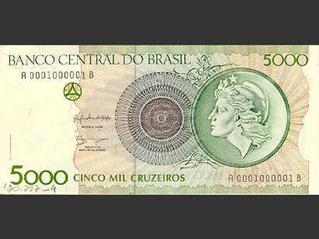 Nota de Cr$ 5.000. O Cruzeiro retorna de 16 de março de 1990 a 31 de julho de 1993