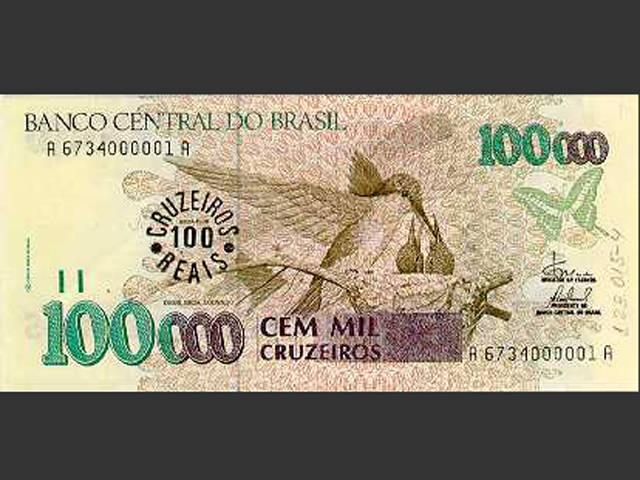 Nota de CR$ 100. O Cruzeiro Real foi a moeda vigente no Brasil de 1º de agosto de 1993 a 30 de junho de 1994