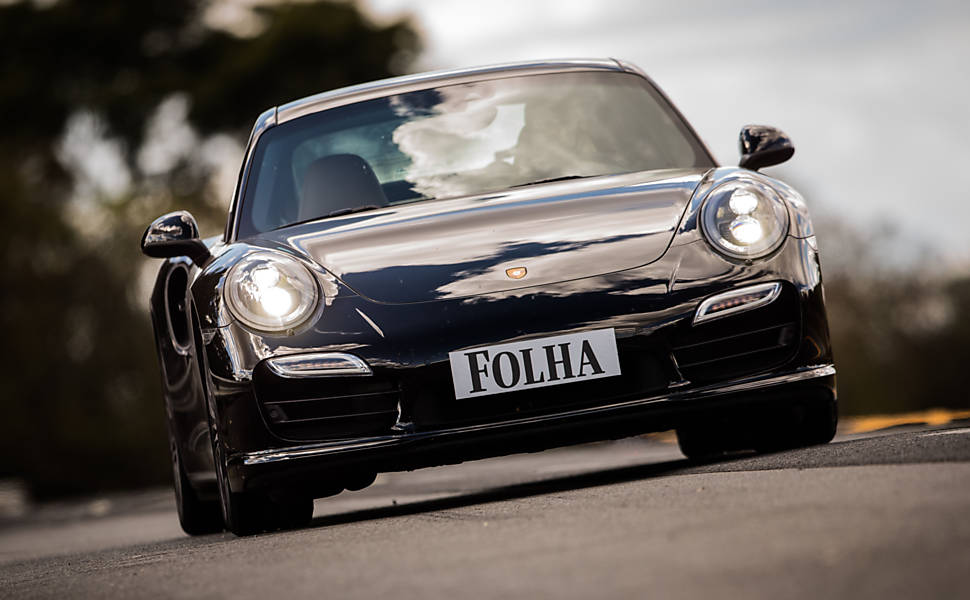 Porsche 991 Turbo passa pelo Folha-Mauá