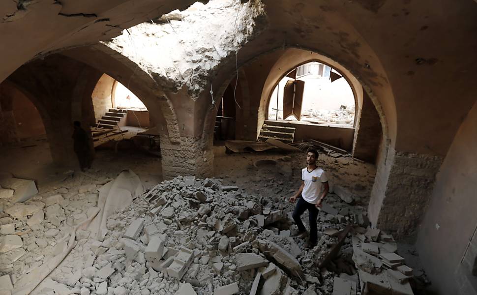 Mesquita em Gaza é destruída