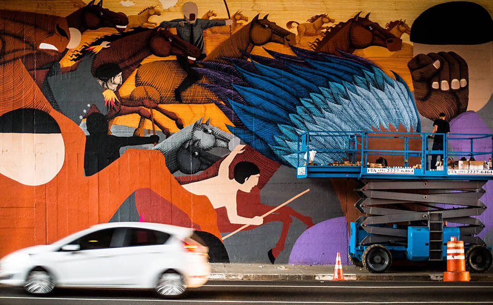 Novo grafite embaixo de viaduto Jaceguai 