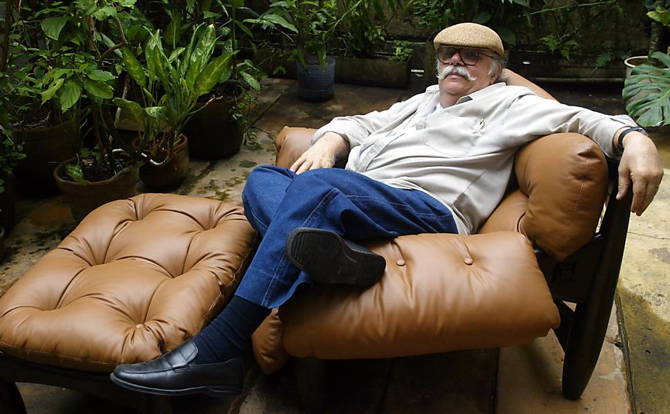 Designer Sergio Rodrigues Dies at 86