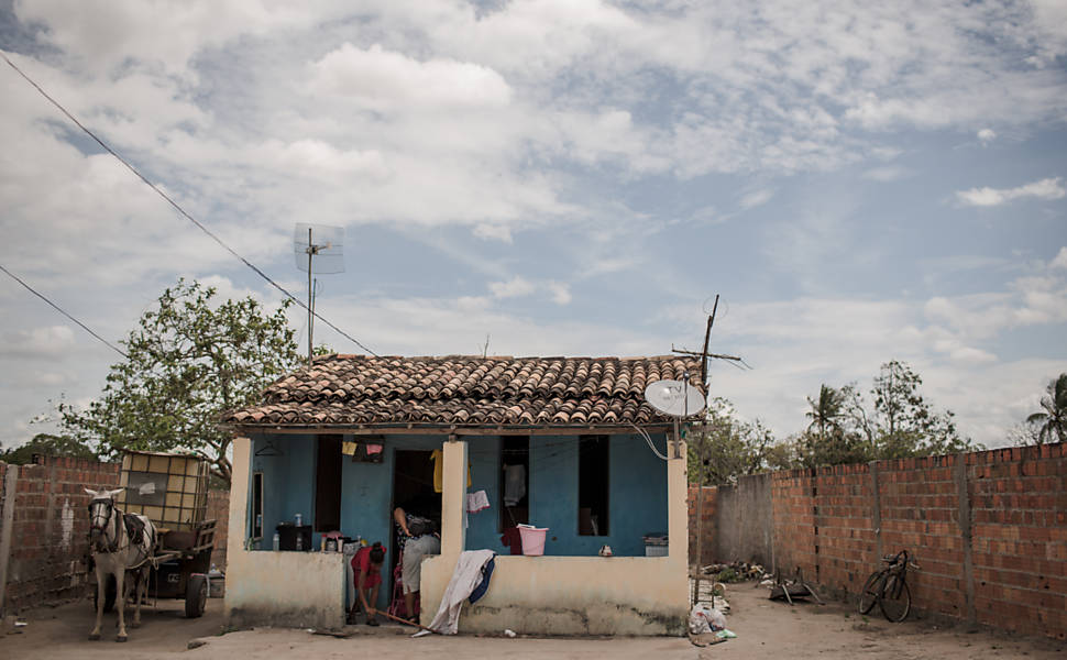 Secretário Jarbas Barbosa, prevê um verão ?preocupante?, com casos de dengue e chikungunya