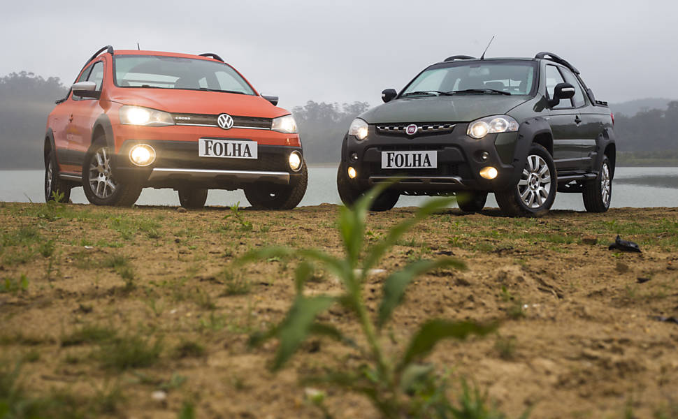 Volkswagen Saveiro Cross  x Fiat Strada Adventure