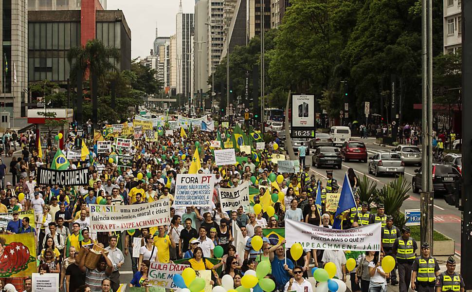 Protesto Contra a presidente Dilma e o PT