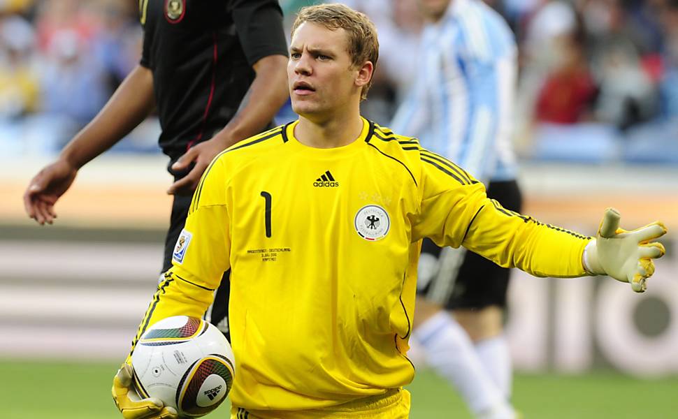 Neuer em jogo contra a Argentina, pela Copa do Mundo de 2010