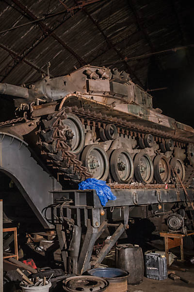 Polícia encontra tanques de guerra e cargas roubadas 