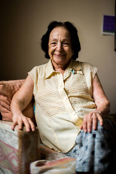 A egípcia Nelly Sykora, 97, moradora de Cruz das Almas depois de Bernanos e uma das idealizadoras da criação do Museu Georges Bernanos em Barbacena. (Foto: Ricardo Borges/Folhapress)