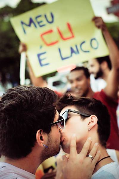 'Beijaço' gay em Ribeirão Preto