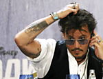 MidiaNews  Depp está namorando advogada que o defendeu em processo