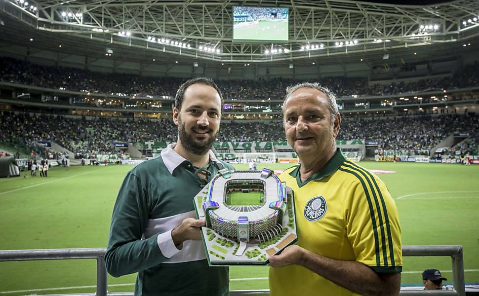 Maquetes de estádios de futebol