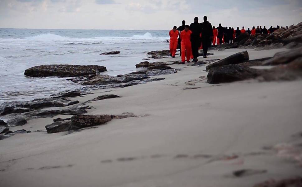 Estado Islâmico decapita 21 cristãos 