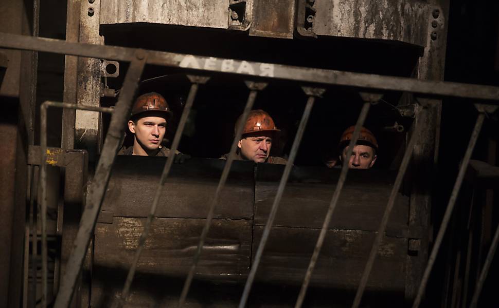 Explosão de mina de carvão mata mais de 30 na Ucrânia