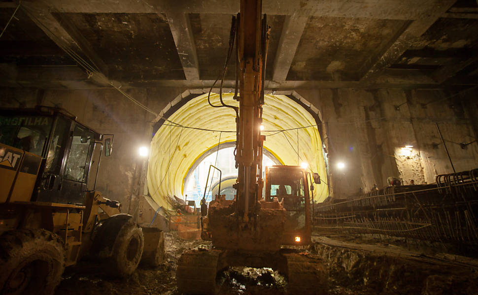 Movimentação na obra da futura estação Chácara Klabin do metrô da Linha 5-lilás, onde haverá integração com a Linha 2-verde