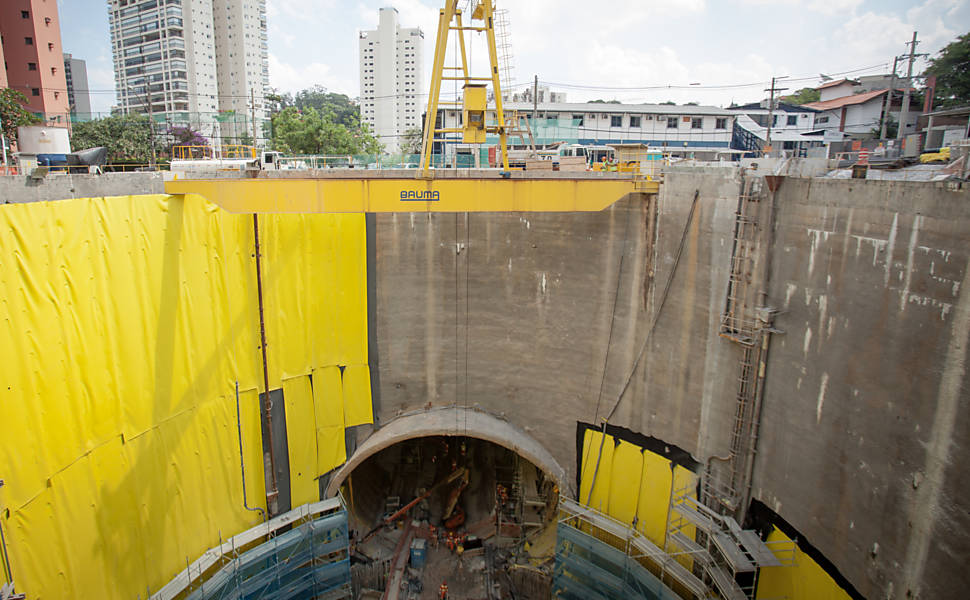 Movimentação na obra da futura estação Chácara Klabin do metrô da Linha 5-lilás, onde haverá integração com a Linha 2-verde