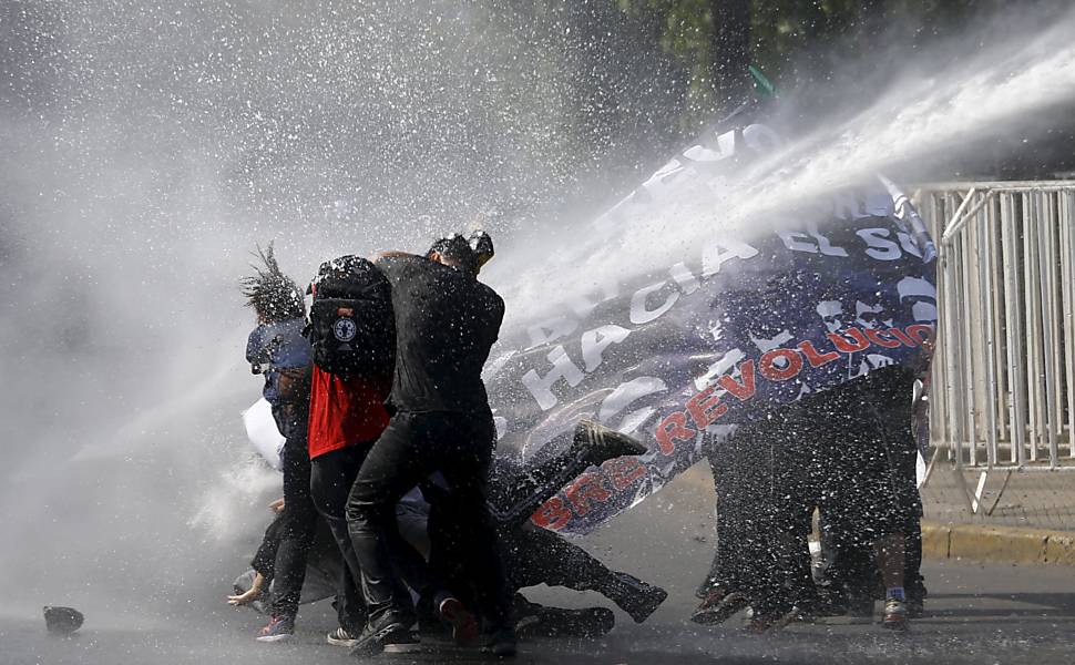 Chile protesta contra a corrupção