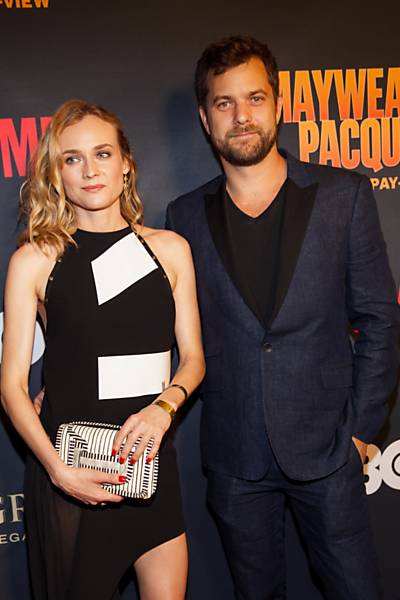 Joshua Jackson e Diane Kruger chegam para acompanhar a peleja