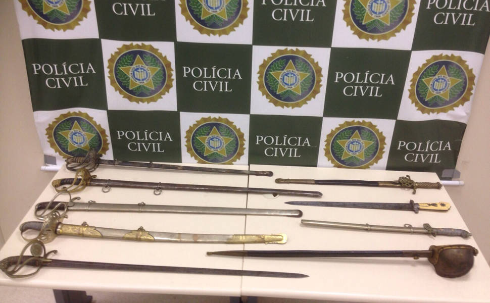 Polícia Civil recupera espada do período imperial roubada em Sergipe