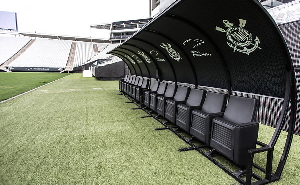 Em setembro, a Caixa Econômica Federal decidiu executar a dívida do Corinthians com o banco pela construção da Arena, no valor de quase R$ 500 milhões