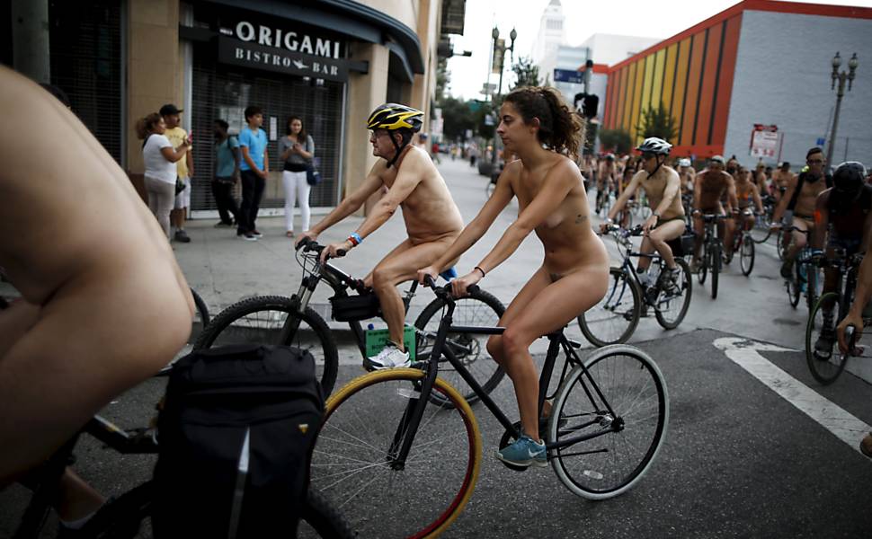 Ciclistas pelados em Los Angeles