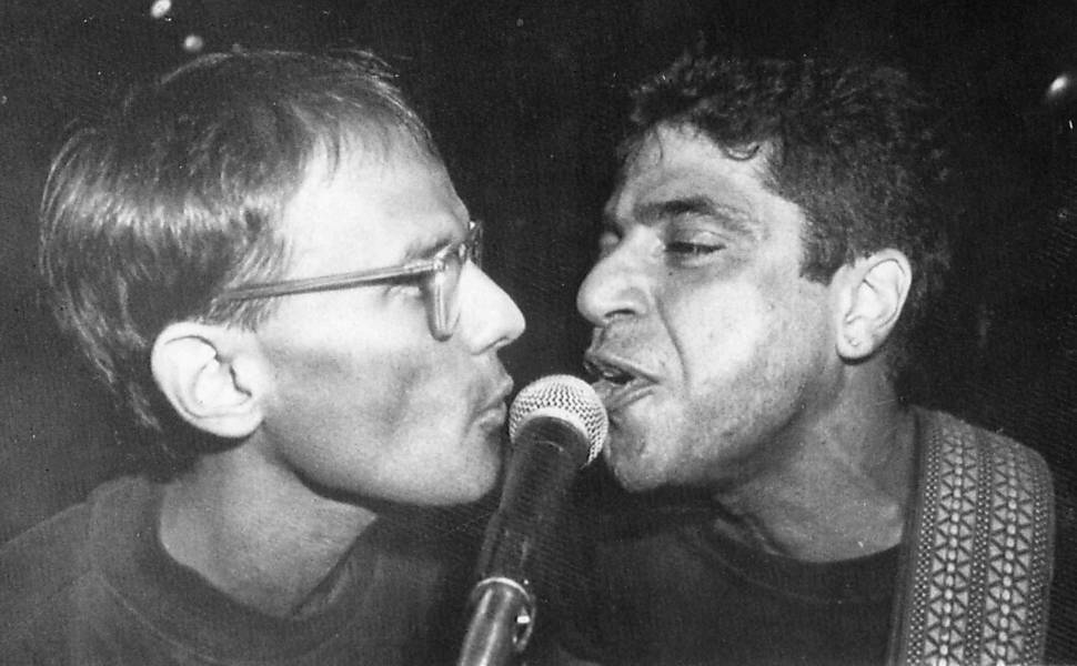 Cazuza e Lulu Santos (à dir.) no People durante lançamento do Songbook de Caetano Veloso.