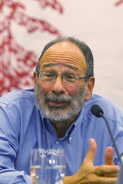 Americano Alvin Roth, da Universidade Harvard, conquistou o Nobel de Economia em 2012 com Lloyd Shapley; o trabalho associou diferentes agentes para otimizar a oferta e a demanda em áreas nas quais as regras econômicas de mercado não seguem modelos tradicionais