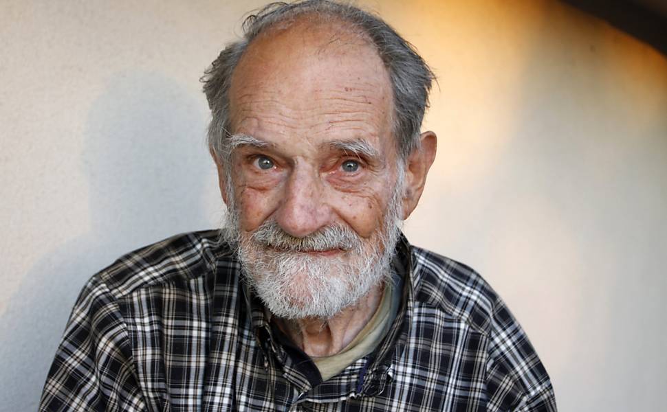 Americano Lloyd Shapley, da Universidade da Califórnia, venceu com Roth em 2012 com um trabalho que associou diferentes agentes para otimizar a oferta e a demanda em áreas nas quais as regras econômicas de mercado não seguem modelos tradicionais