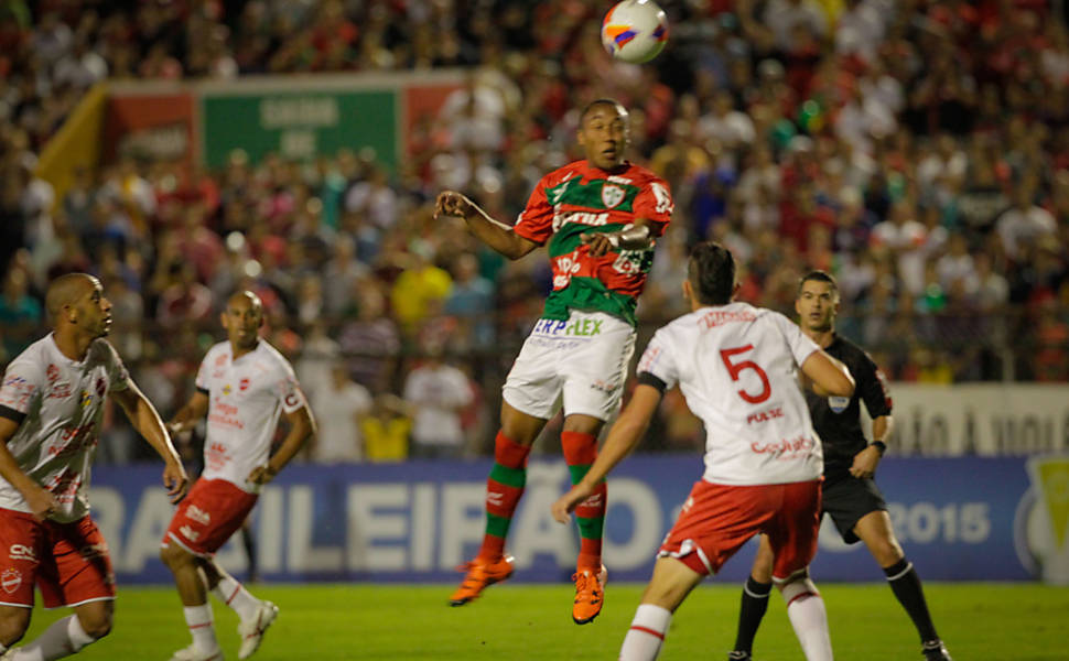 Portuguesa X Vila Nova