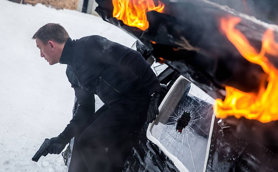 Carro do James Bond guardado por 30 anos é colocado à venda por R$ 5,4 mi -  02/09/2020 - UOL Carros