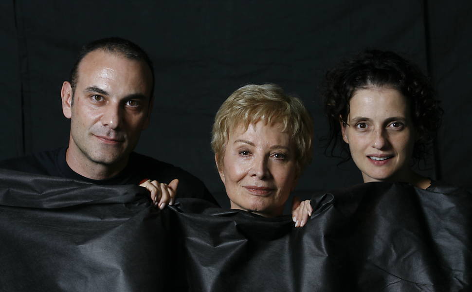 Os atores Marco Ricca, Gloria Menezes e Denise Fraga, que atuaram em 2006 na peça "Ricardo 3º", dirigida por Jô Soares