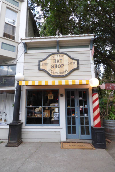 Port Costa Califórnia 09/06/2019 Turismo Fotografia Folha de