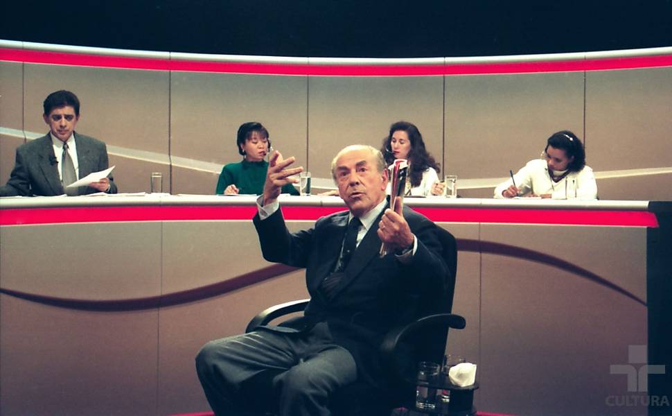 Leonel Brizola durante entrevista a programa de TV em 1994, quando foi candidato à Presidência