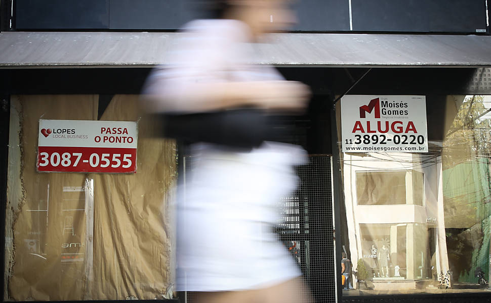 Imóvel comercial para aluguel em São Paulo; país pode ter recessão inédita, diz Credit Suisse 
