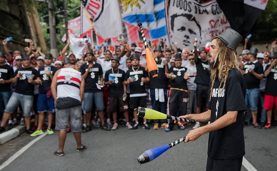 Protesto da torcida do São Paulo