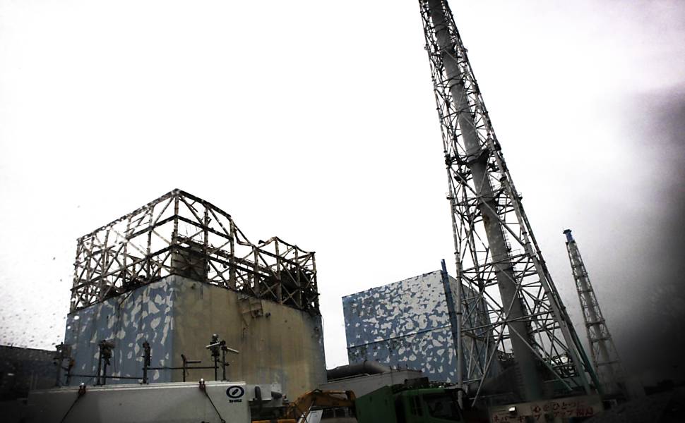 Kazuma Obara visitou a central nuclear de Fukushima, que passou pelo pior acidente nuclear desde a explosão da usina de Tchernobyl