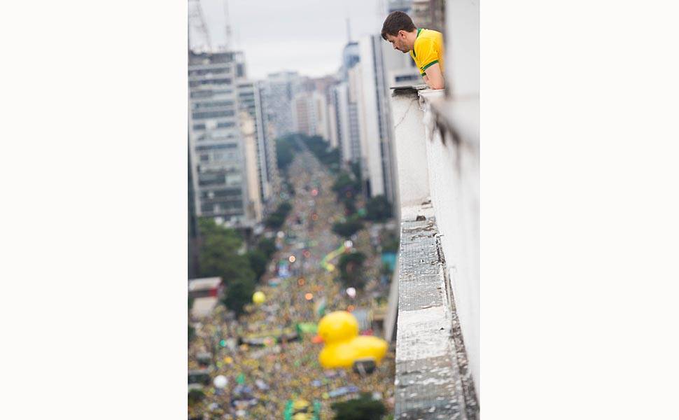 Manifestação vista do alto - Pelo Brasil