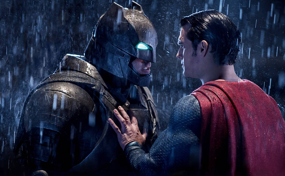 Veja cenas de 'Batman vs Superman: A Origem da Justiça'