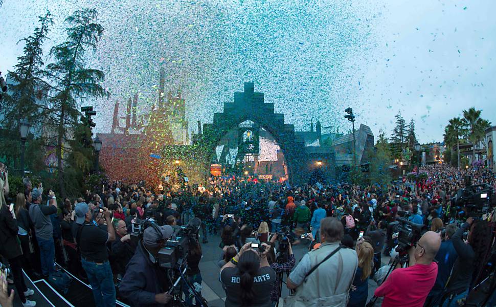 "Parque 'Harry Potter' abre em Los Angeles"