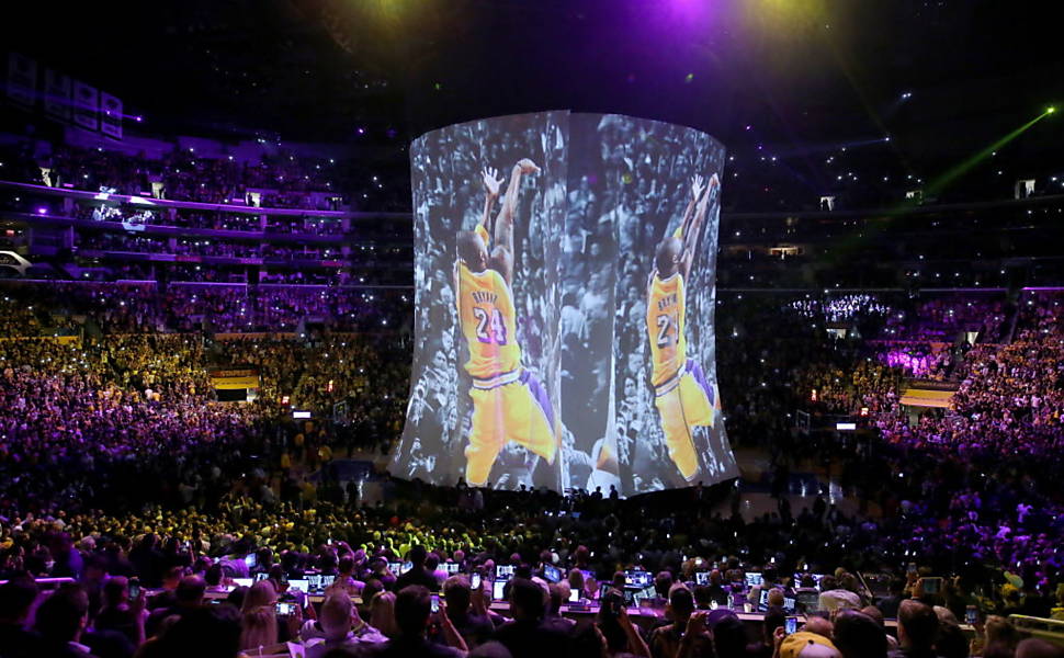 Vídeo em homenagem a Kobe Bryant antes de sua última partida na carreira