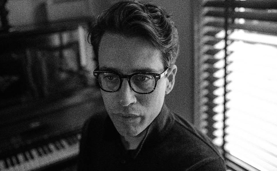 A nova obra traz ensaios sobre o Brasil guiados pela sua arquitetura