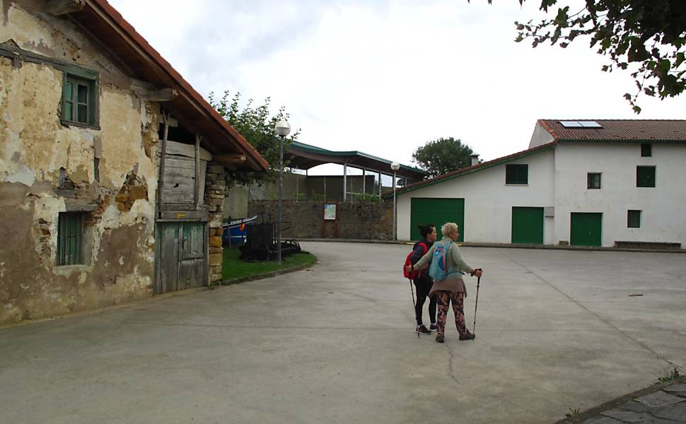 Reputa-se aos Caminhos a Compostela a formação de uma identidade própria da Europa