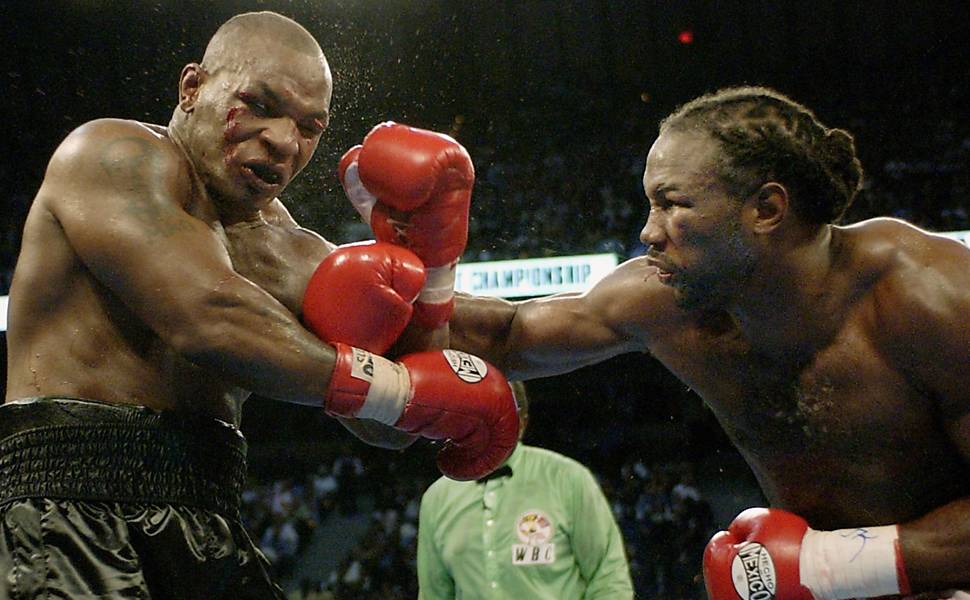 ♡♥Mike Tyson 35 (born June 30th,1966) was battered senseless by Lennox ...