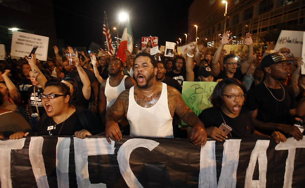 Protestos contra as mortes de negros por policiais nos EUA
