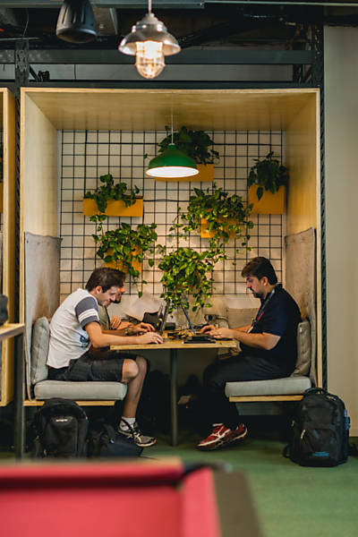 Área de trabalho do Google Campus, no Paraíso