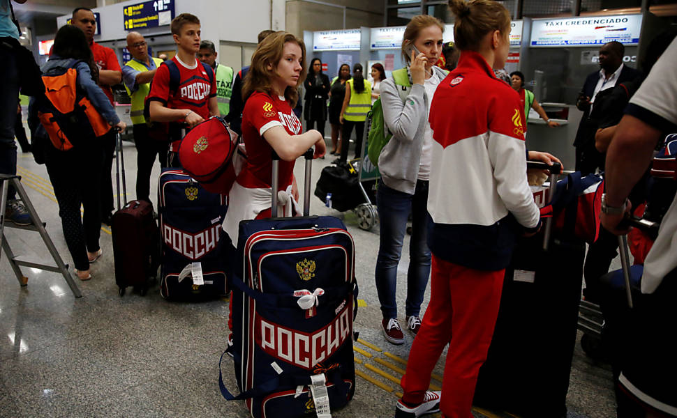 Rio-2016: Russa que delatou escândalo de doping é liberada para