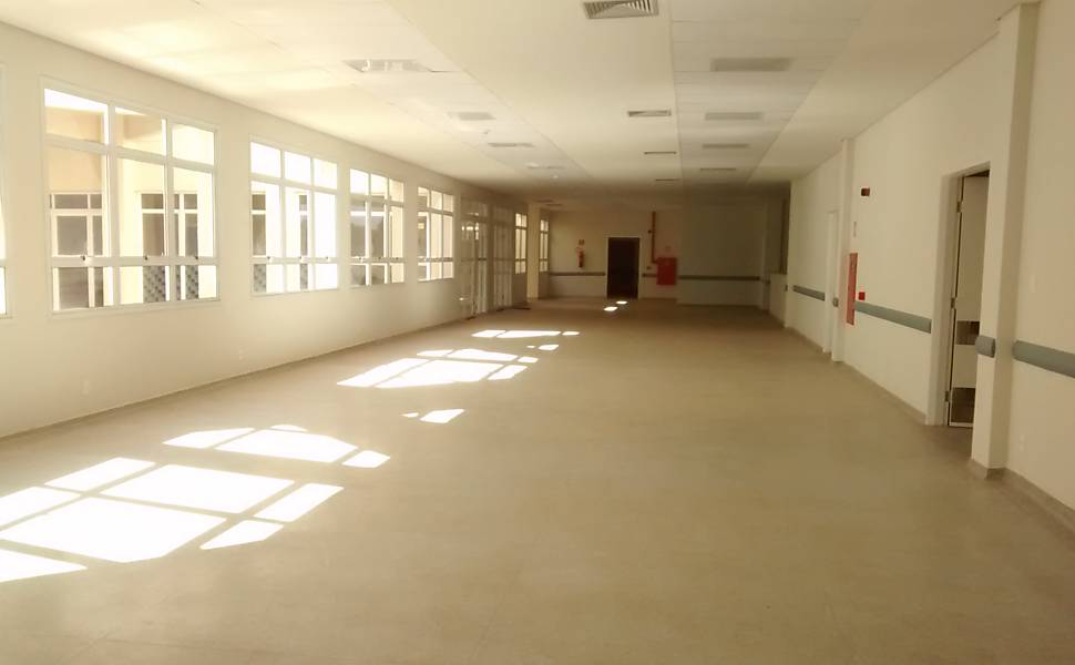 Hospital Regional de Piracicaba é inaugurado vazio