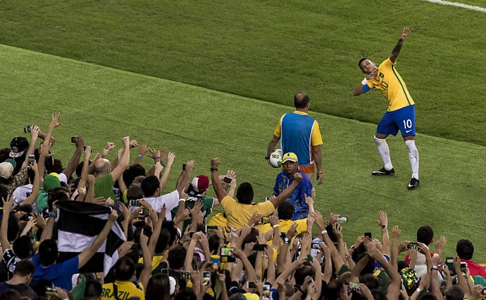 Brasil vence Alemanha e conquista primeiro ouro olímpico do futebol